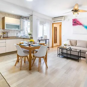 A 500m De La Juderia Con Parking Apartamento